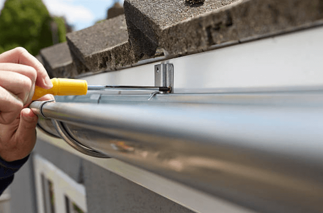 gutter repair appleton